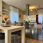 - La Rondine 2 Bedrooms And Parking