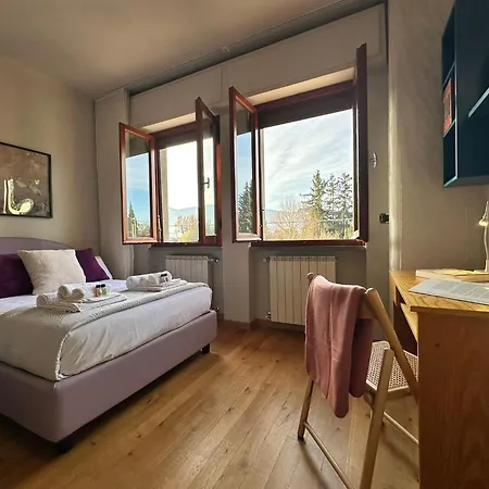 - La Rondine 2 Bedrooms And Parking Apartament Arezzo